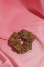 Load image into Gallery viewer, GLITTER SCRUNCHIE PINK